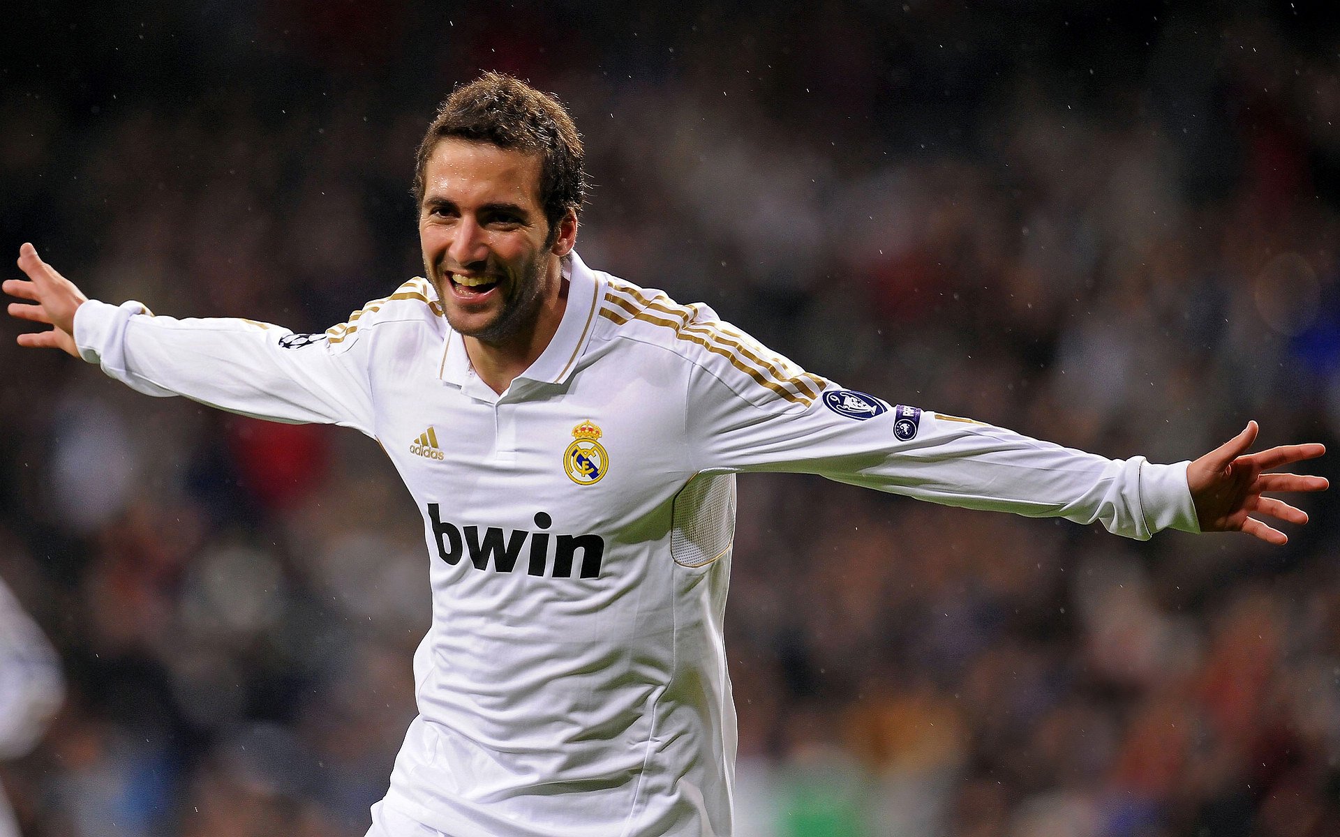 中国足球预选赛持续火热，冲击世界杯劲头十足！，中国足球队预选赛赛程战绩